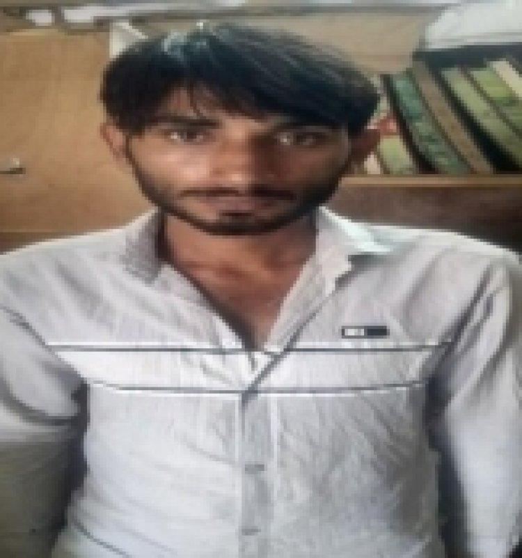 एक साल से फरार, एक स्थाई वारण्टी गिरफतार