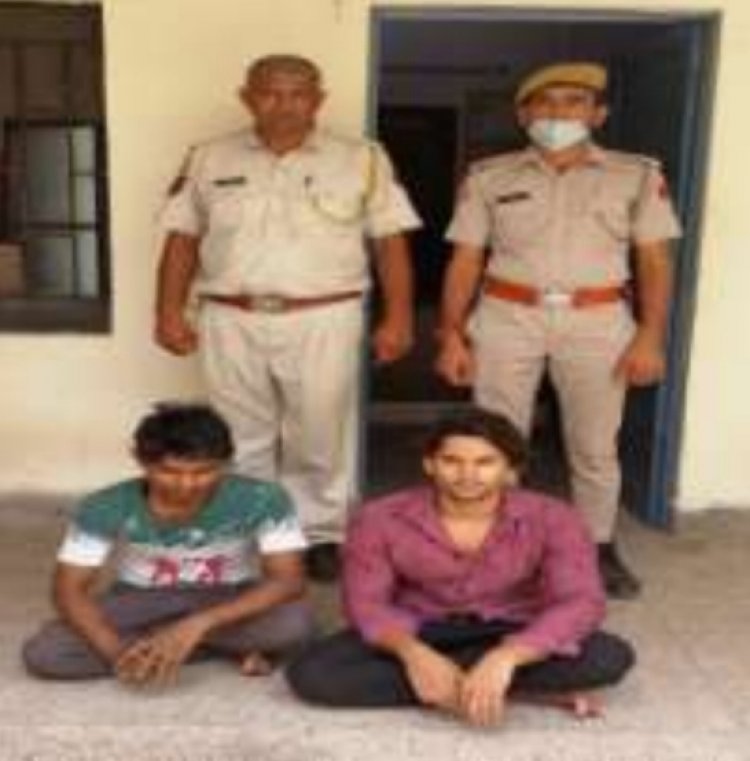 चुडी बनाने का बालश्रम करवाते हुये 10 नाबालिग बच्चों को करवाया मुक्त तथा 2 आरोपी गिरफ्तार