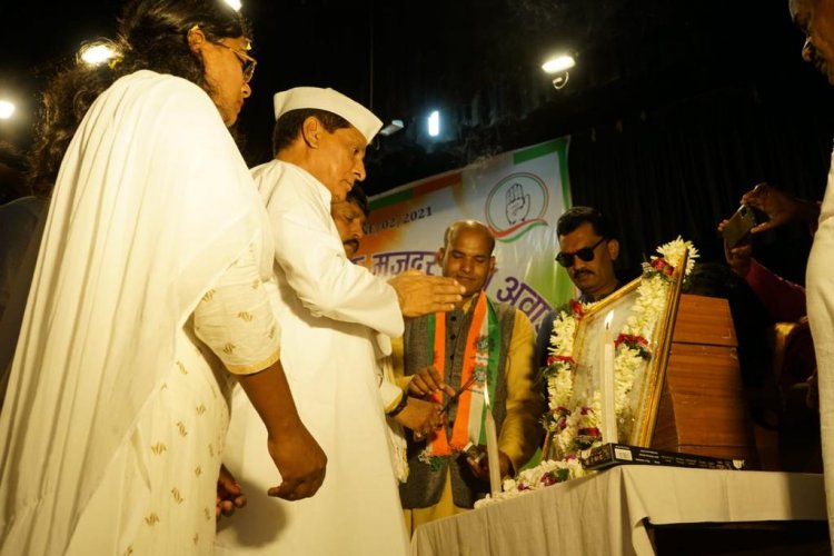 बनेसिंह मीणा को पंडित जवाहर लाल नेहरू मज़दूर रत्न अवार्ड से सम्मानित किया