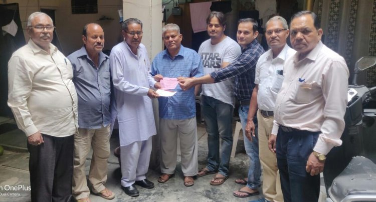 बैरवा छात्रावास जयपुर के निर्माण कार्य हेतु नागरवाल परिवार एंव टाटीवाल परिवार द्वारा सहयोग राशि प्रदान की गई