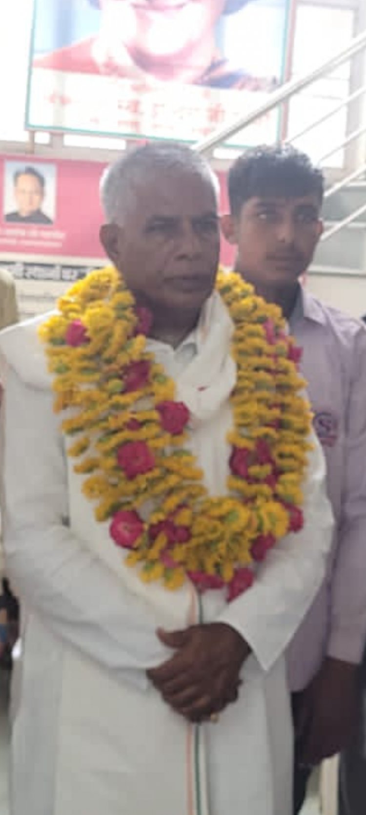 *अति आवश्यक विशेष सूचना*  *कांग्रेस के समस्त कार्यकर्ताओं कांग्रेस के समस्त पदाधिकारियों कार्यकर्ताओं व नगर परिषद के पार्षदगणों जनप्रतिनिधियों से विनम्र अनुरोध ह अधिक से अधिक संख्या में पधारने का कष्ट करें*    *निवेदक*  (सुरेंद्र सिंह जाड़ावत) *अध्यक्ष राजस्थान धरोहर सरक्षंण एवं प्रोन्नति प्राधिकरण राज्यमंत्री दर्जा प्राप्त*  *समय अभाव के कारण इस को ही व्यक्तिगत सूचना समझ कर अतिआवश्यक रूप से पधारे*