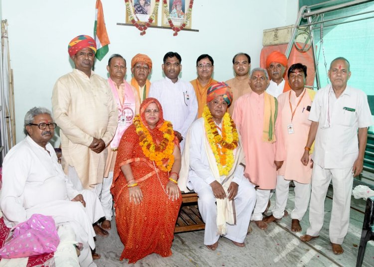 जन जन की मानसिकता एवं पर्यावरण शुद्धि, तथा विश्व कल्याण हेतु वृक्ष रोपण एवमं यज्ञ किया गया