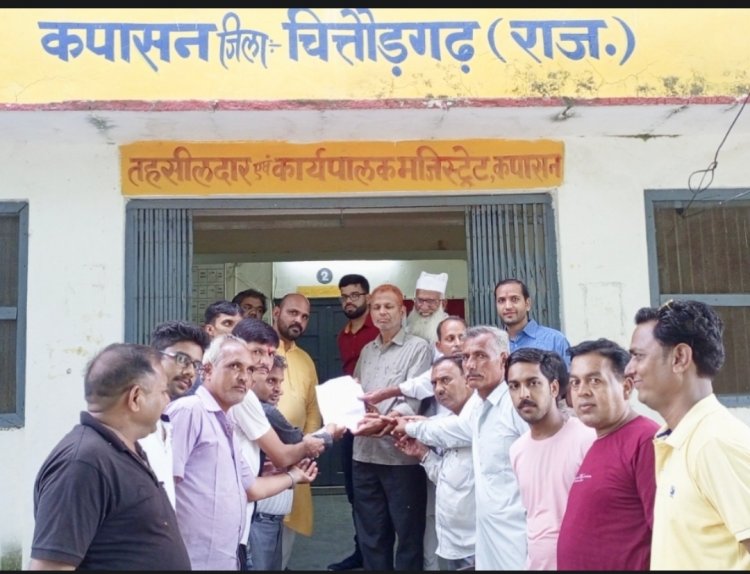 कपासन के लोगों की बढ़ी चिंता : राजेश्वर तालाब नहीं भरने से बढ़ सकता है पेयजल संकट , मुख्यमंत्री के नाम सौंपा ज्ञापन