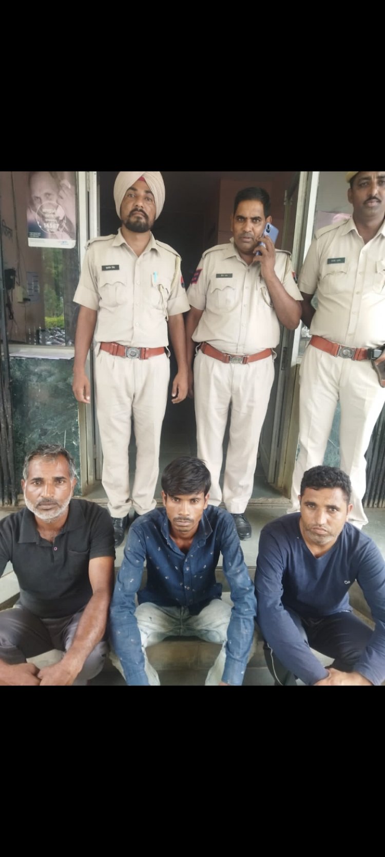 ट्रैक्टर की ट्रॉली ने चोरी की वारदात का खुलासा कई थानों के 15 से अधिक वाहनों को खुर्द-बुर्द कर बेचने के मास्टरमाइंड सहित 3 अभियुक्त गिरफ्तार