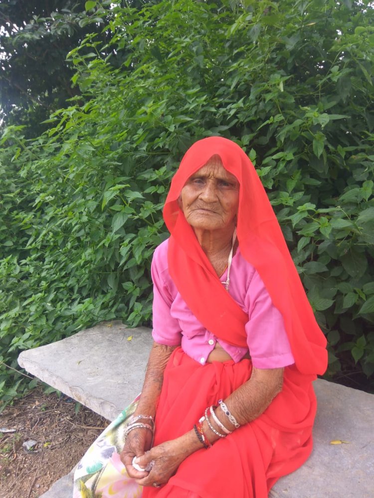 अत्यंत दुख के साथ सूचित किया जाता है कि धनेतकलां निवासी स्वर्गीय श्री पंडित जी मांगीलाल जी की धर्मपत्नी भगवती देवी का स्वर्गवास हो गया है उनकी अंतिम मौक्षधाम यात्रा कल सुबह उनके निवास स्थान से 8:00 बजे रवाना होगी शमशान के लिए