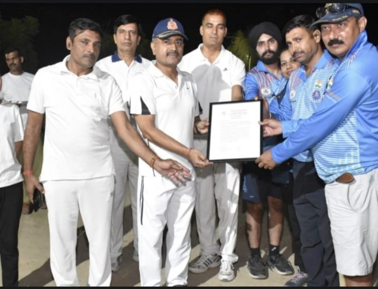 शहीद सेना नायकों को साइकिल रैली से श्रद्धांजलि : चढ़ीगढ़ से अनूपगढ़ पहुंचने पर BSF अधिकारियों ने किया स्वागत