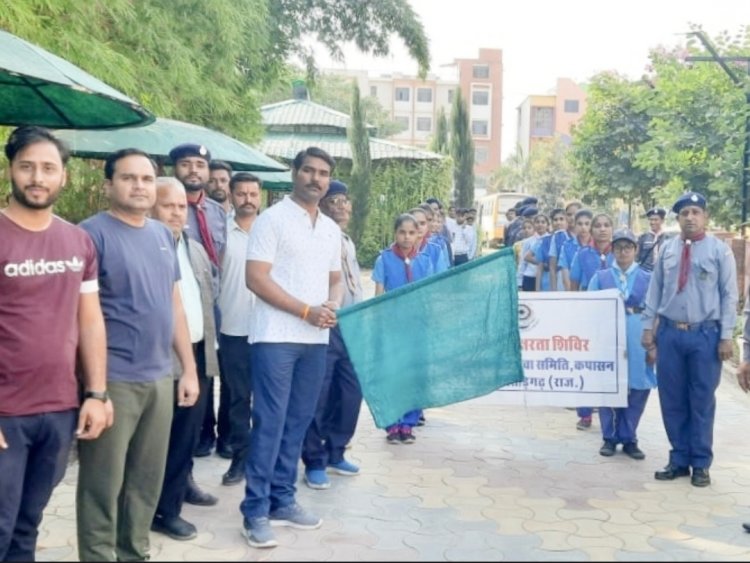 नागरिक सशक्तिकरण के लिए मैराथन : जज , स्टूडेंट्स और स्काउट गाइड ने लगाई एकसाथ दौड़