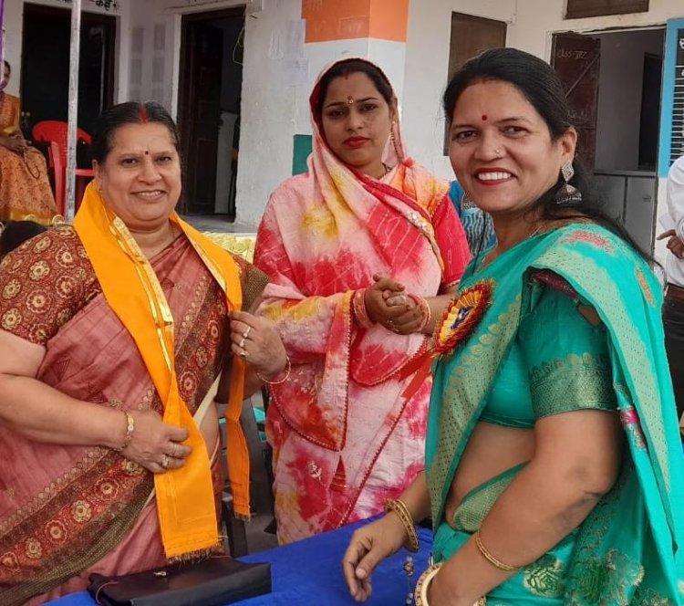 भोई खेड़ा विद्यालय के 20 विद्यार्थियों का राज्य स्तर में चयन"  प्रथम जिला स्तरीय (छात्र, छात्रा) (17 वर्ष 19 वर्ष) खेलकूद(  वूशु, सेपक टकरा, लगोरी) प्रतियोगिता का समापन सीए सुशील शर्मा  पूर्व चेयरमैन नगर परिषद द्वारा राजकीय उच्च माध्यमिक विद्यालय भोईखेड़ा में किया गया।
