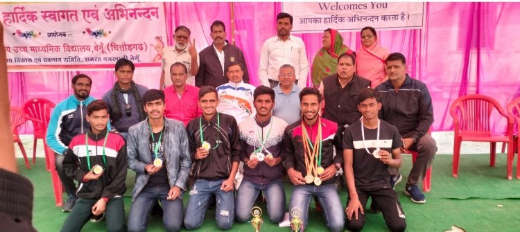 बेगू में 66 वी जिला स्तरीय एथलीट प्रतियोगिता में लक्ष्य सेन्ट्रल एकेडमी बस्सी के विद्यार्थियों न महत्वपूर्ण भुमिका निभाई इसी प्रतियोगिता में लक्ष्य सेन्ट्रल एकेडमी ने द्वितीय चैंपियन ट्रॉफी प्राप्त की ।
