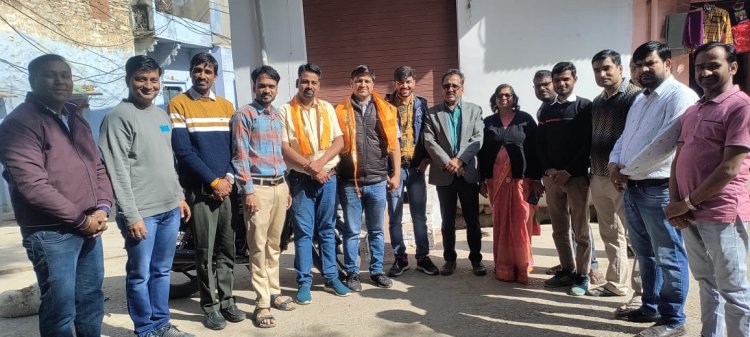 नवनिर्वाचित बार संघ अध्यक्ष व सचिव का सावा में किया भव्य स्वागत।