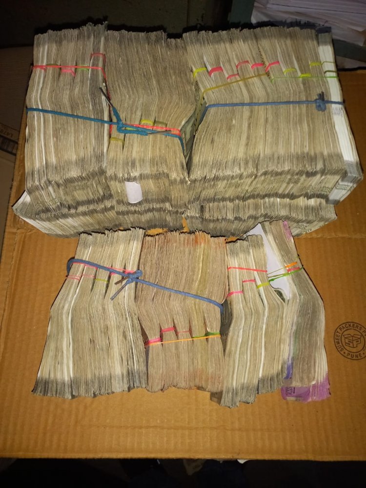 26 लाख से अधिक संदिग्ध रुपये सहित कार जब्त, तीन गिरफ्तार डीएसटी व पुलिस थाना सदर चित्तौड़गढ़ की संयुक्त कार्यवाही