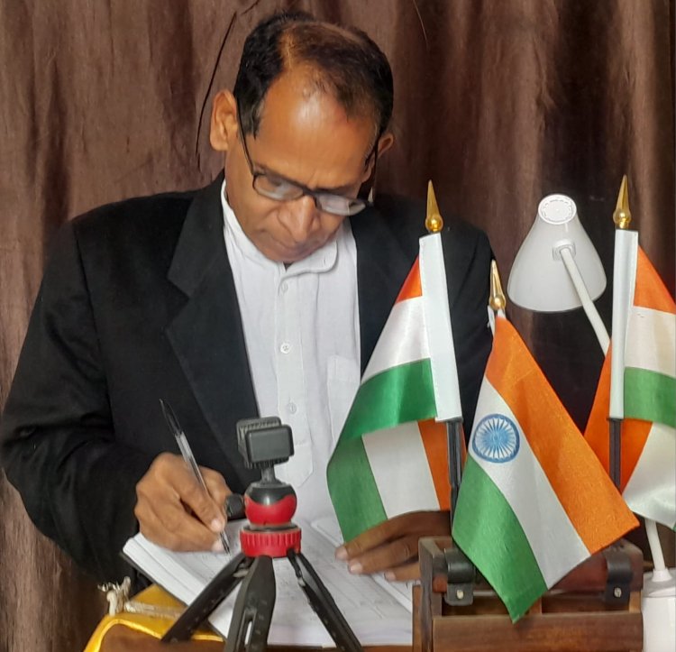 राजस्थान के जोधपुर में सरे राह अधिवक्ता की कर दी हत्या--- अपराधीयों के, हत्यारों के, जमीन मकान बेचकर हो पीडीत परिवार को मुआवजा राशि का भुगतान------ओजस्वी।