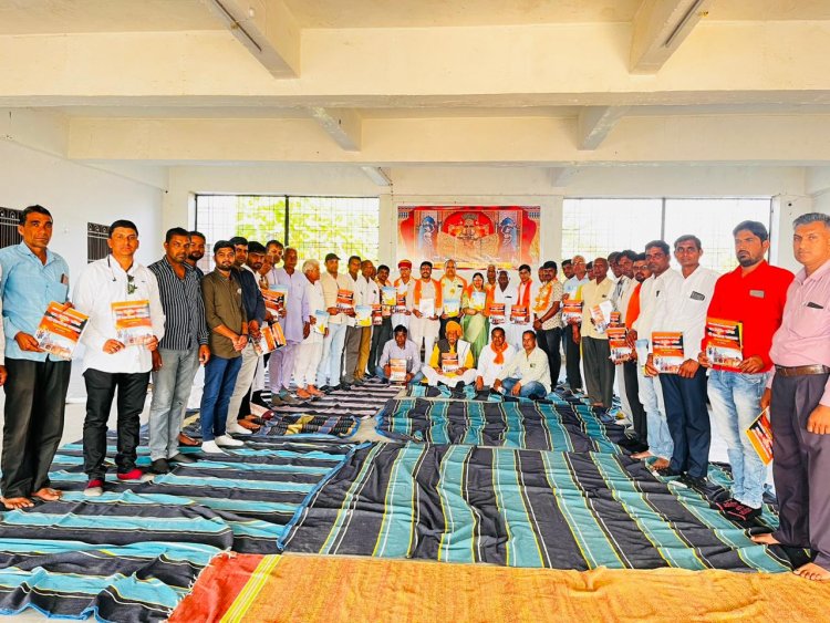 धार्मिक समाज के अराध्य देव भगवान धरणीधर मंदिर, मांडुकला टोंक के प्रतिमा प्राण प्रतिष्ठा महोत्सव की तैयारी बैठक।