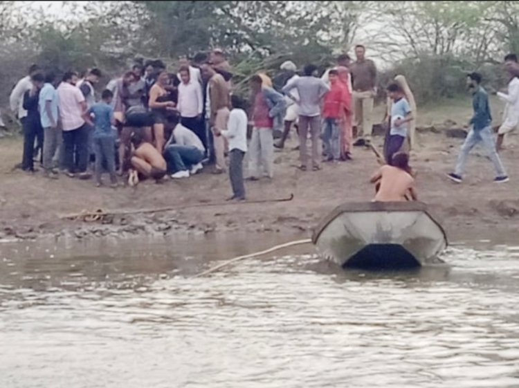 तालाब में डूबे दो मासूम: एक का पैर फिसला, तो दूसरा बचाने के लिए कूदा, दोनों की मौत