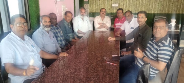 राज्य कर्मचारियों को सेवा में रहते हुए चुनाव लड़ने की मिले अनुमति: प्रदेशाध्यक्ष सोनी।