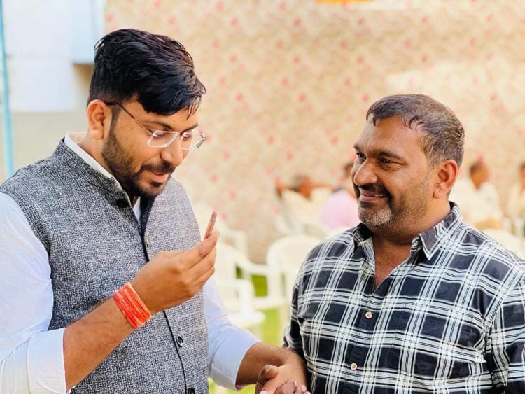 पाटीदार समाज के युवाओं ने किया उदयलाल डांगी का सम्मान