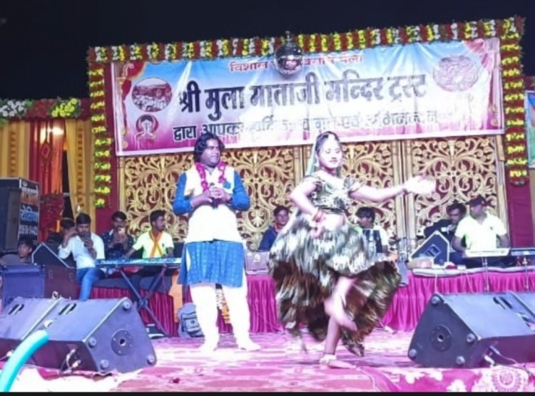 प्राचीन शक्ति पीठ मूला माता का मेला: भजन  संध्या में कलाकारों ने दी प्रस्तुतियां, कल रंगबिरंगी  आतिशबाजी के साथ होगा रावण दहन