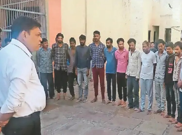 *अपराधी इतने कि जेल ठसाठस जिला जेल में क्षमता 338 के मुकाबले 595 बंदी थे, बंदियों को अब दूसरे जिलों में भेजने की तैयारी।*