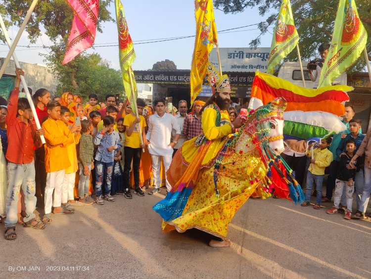 शम्भूपुरा कस्बे मे निकली शाम बाबा कि भव्य शोभायात्रा, जगह जगह हुआ स्वागत।
