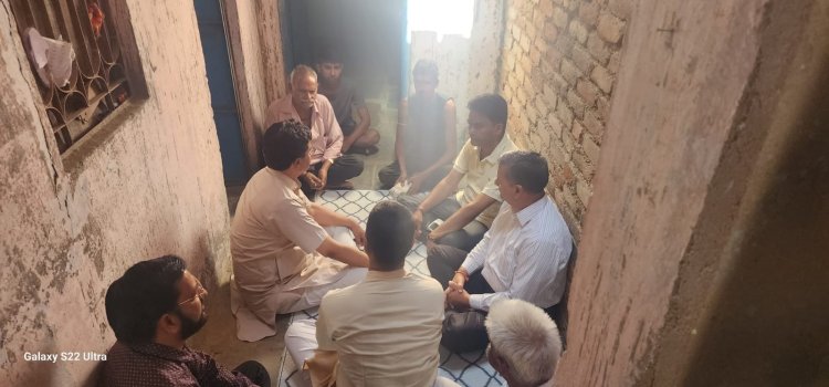 सोशल मीडिया के माध्यम से आजाद परिंदे ग्रुप की मुहिम पर मदद के लिए उठे हाथ