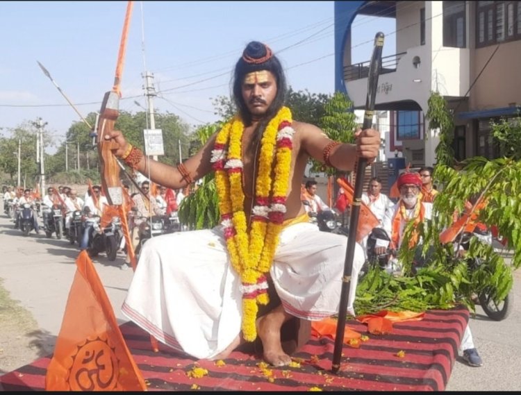 भगवान परशुराम जन्मोत्सव पर निकली  शोभायात्राः सर्व ब्राह्मण समाज ने निकाली गाड़ी  रैली, परशुराम जी की झांकी रही आकर्षण का केंद्र