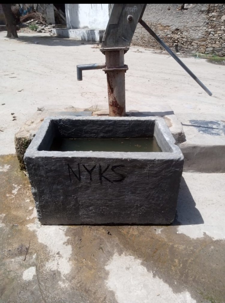 पक्षियों के लिए परिंदे बांधने का आभियान