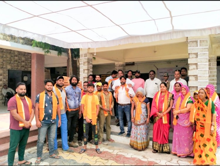 श्रमिक दिवस पर कर्मचारियों को किया सम्मान: कपासन नगरपालिका में हुआ समारोह, समस्याओं के समाधान का दिया भरोसा