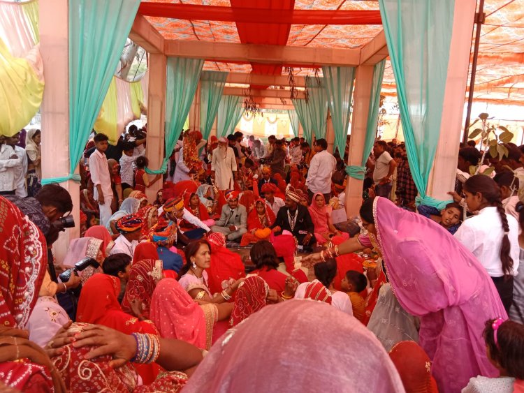 *जाशमा शनि महाराज मंदिर प्रांगण में बुनकर समाज का ग्यारह वा सामूहिक विवाह सम्मेलन आयोजित*
