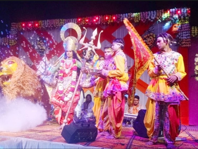 श्री समेलिया महादेव का वार्षिक मेला: एक शाम भोलेनाथ के नाम भजन संध्या हुई, भजनों पर  जमकर नाचे श्रद्धालु