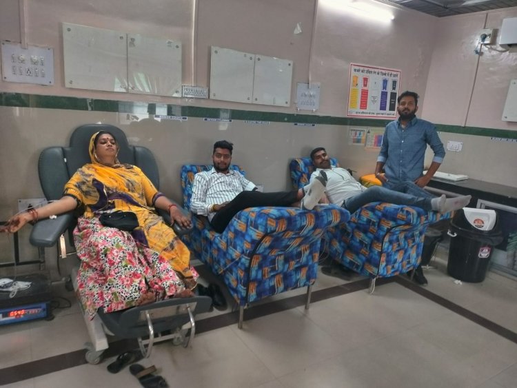 बजरंग दल प्रखंड संयोजक कपासन श्री मान रोहित सिंह राजपूत के जन्मदिन के उपलक्ष्य पर रक्तदान किया गया।