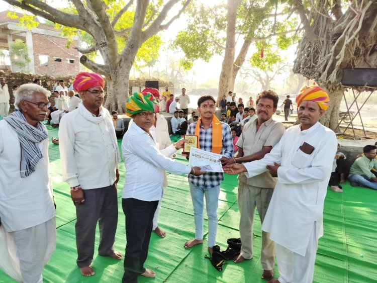 रेगर समाज वार्षिक प्रतिभावान सम्मान व सभा आयोजित हुई तथा नई कार्यकारिणी का गठन हुआ