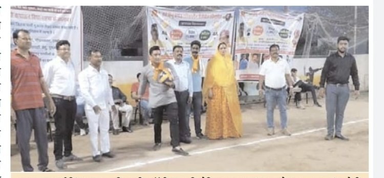 कपासन में सर्व हिंदू समाज रात्रिकालीन वॉलीबाल प्रतियोगिता शुरू