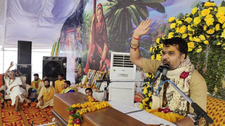 कश्मोर पावटिया बालाजी मंदिर में गूंजे मीराबाई के जयकारे