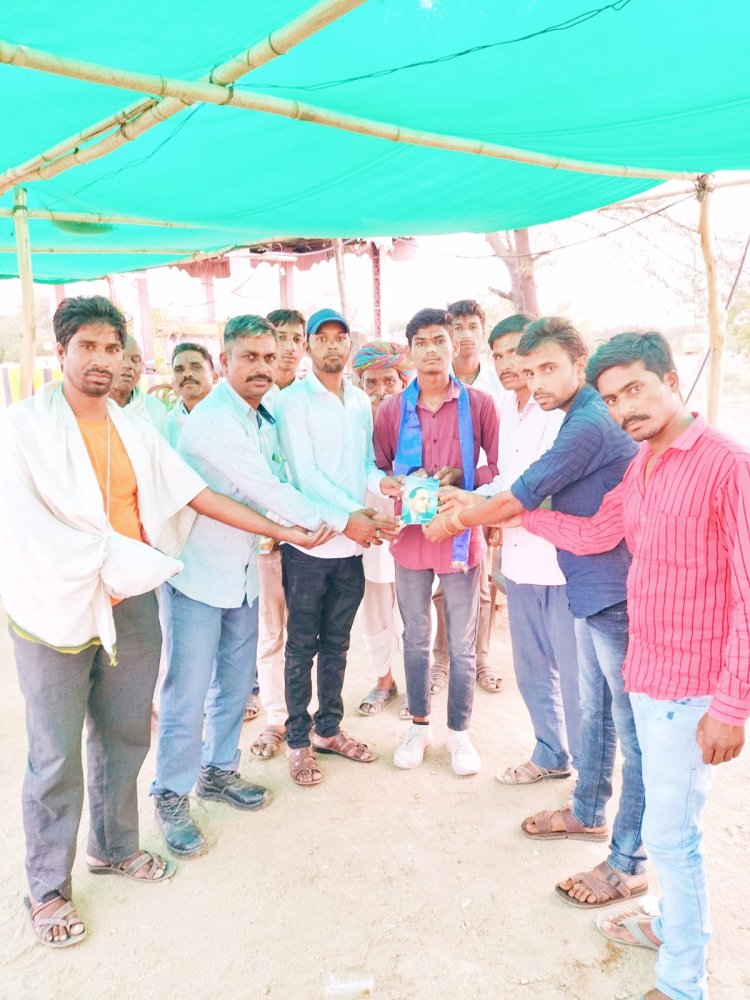 *शिक्षा से ही समाज में बदलाव संभव है: शंकरलाल मेघवाल बिलडी प्रथम आये छात्र का किया स्वागत।*