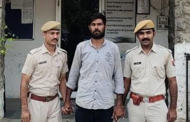 5 हजार रुपये का ईनामी अपराधी गिरफ्तार। अवैध मादक पदार्थों की तस्करी के दौरान पुलिस पर फायर करने के आरोप में था फरार।