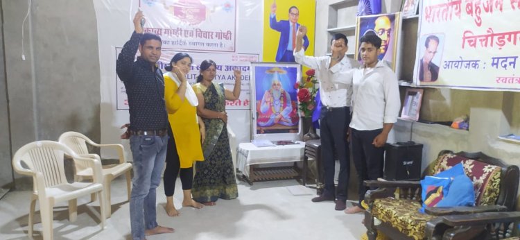 सामाजिक जागरुकता, चेतना तथा साहित्य लेखन विकाश हेतु जुडे रहे  भारतीय दलित साहित्य अकादमी से--- तुलसी राम सालवी 