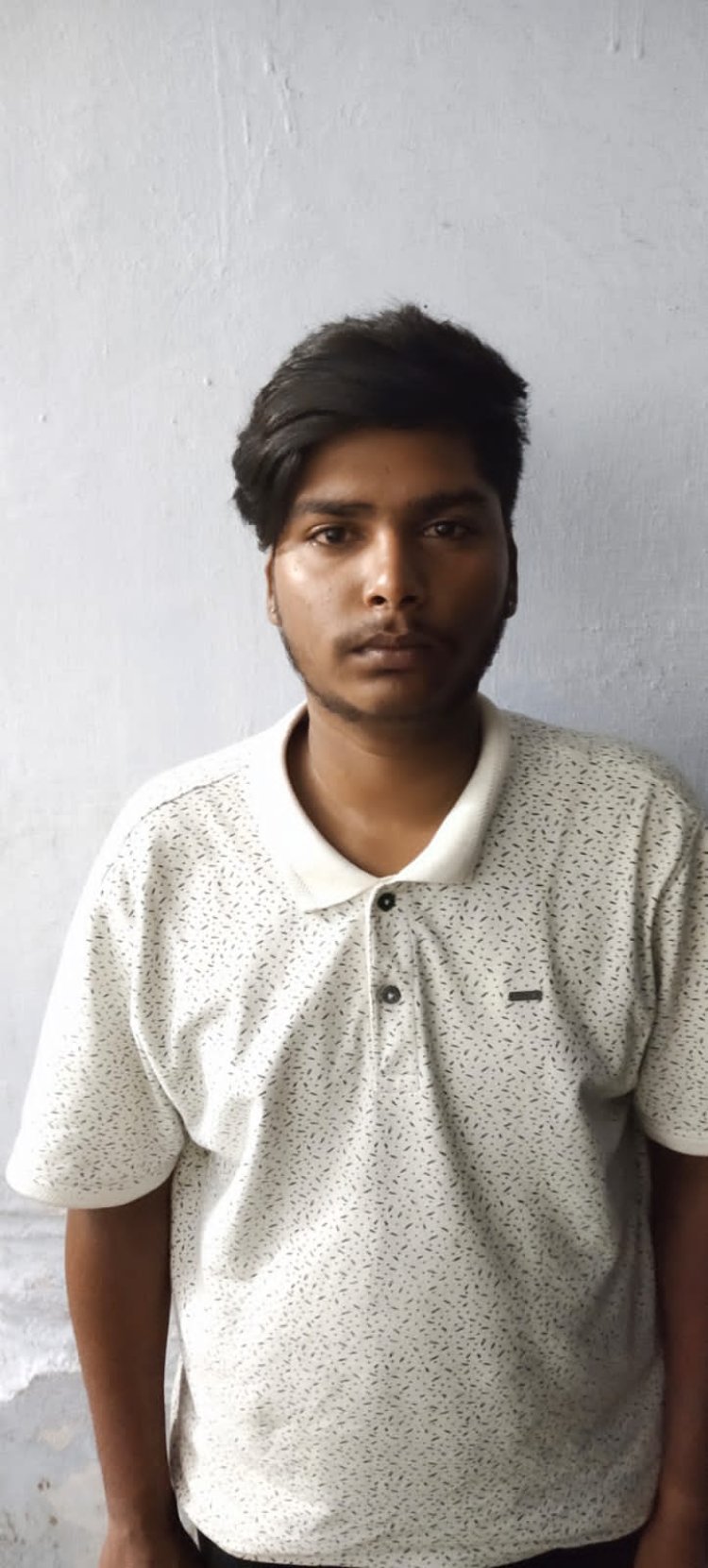 पिता पर चाकु से जानलेवा हमला करने पर सौतेला बेटा गिरफ्तार।