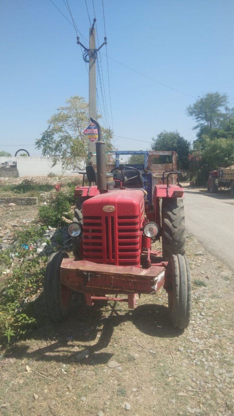 सेगवा हाऊसिंगबोर्ड मे घर के बाहर से ट्रेक्टर ट्रॉली चोरी, थाने मे मामला दर्ज।