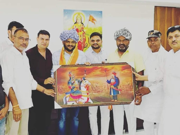 जो समाज का काम करेगा, समाज उसे आगे करेगा : हार्दिक पटेल