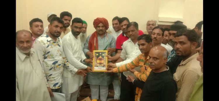 मदरसा बोर्ड चेयरमैन एम.डी. चोपदार का किया इस्तकबाल व सौपा ज्ञापन