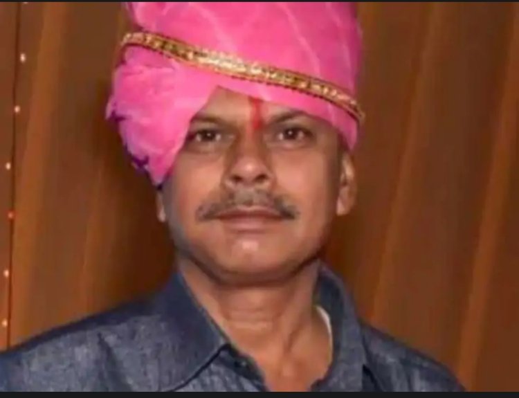 सड़क हादसे में भदेसर पंचायत समिति के क्लर्क की मौत: बाइक की टक्कर से सिर पर लगी चोट, हॉस्पिटल पहुंचने से पहले तोड़ा दम