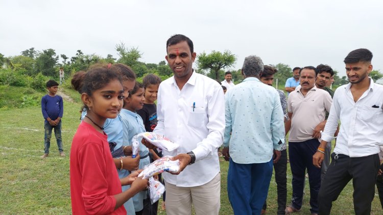विनायका में छह दिवसीय राजीव गांधी ग्रामीण ओलंपिक खेल प्रारंभ सरपंच ने विजेता खिलाड़ियों को पुरस्कार देने की घोषणा की