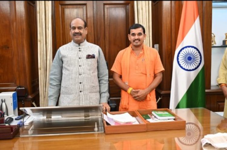 किसान नेता आंजना ने 8/29 धारा हटाने की मुहिम तेज की मिले लोक सभा अध्यक्ष बिड़ला से सौंपा मांग पत्र
