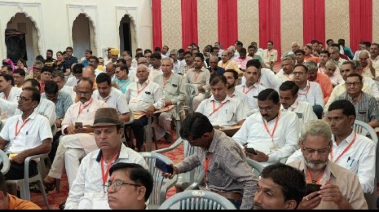 पंचायत शिक्षकों सहित विभिन्न संविदा कर्मियों को स्थाई करने के लिए मुख्यमंत्री को भेजा पत्र
