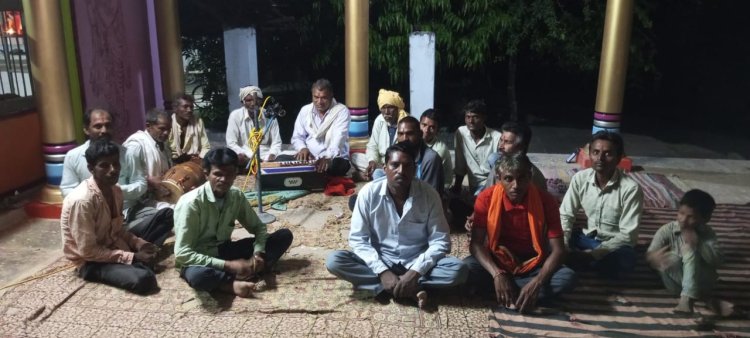 गुदलपुर गांव में,चार भुजा मंदिर प्रांगण में सत्संग का आयोजन