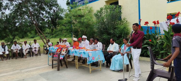 राजकीय महात्मा गांधी इंग्लिश माध्यम विधालय,गुंदलपुर में धूमधाम से मनाया गया स्वतंत्रता दिवस*