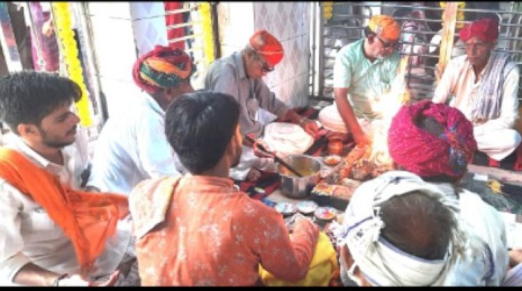 नागपंचमी पर बिनोता ख़ाकलदेव मन्दिर पर उमड़ी श्रद्धालुओं की भीड़