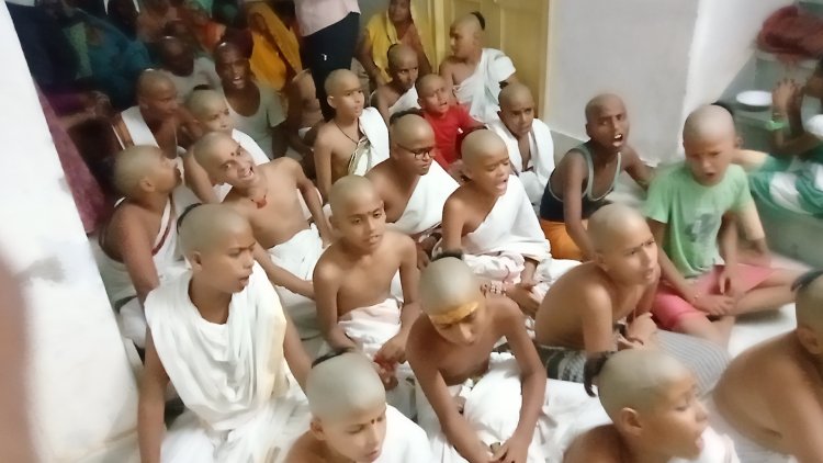 लगभग दो दर्जन बच्चों का जनेऊ संस्कार का हुआ आयोजन