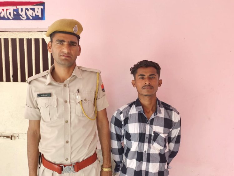 बाइक पर स्टंट दिखाते हुए रील्स बनाना पड़ा भारी पुलिस ने किया गिरफ्तार