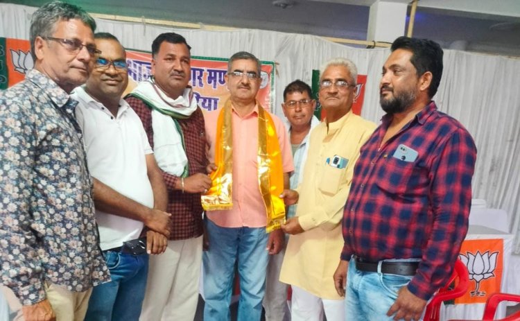 चंदेरिया मंडल के तीसरी बार अध्यक्ष बनने पर जाट का भाजपाइयों ने किया स्वागत।
